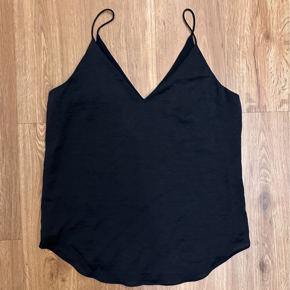 Express Tank Top - Picture 2 of 3